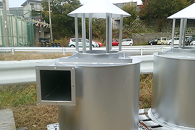 画像：板金構造物